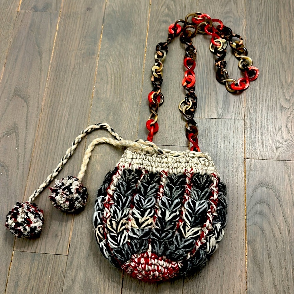 Missoni: Knitted Pom Pom Purse- enamel / metal chain strap